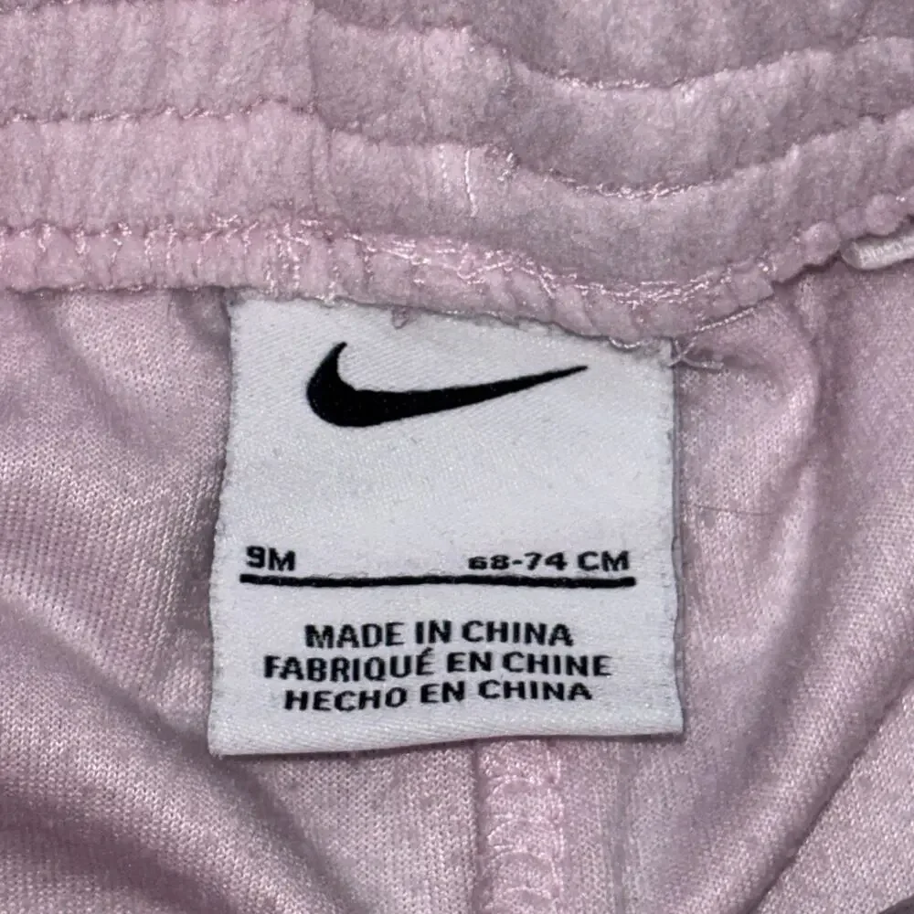 Nike Baby 9M Pink Velour 2-Piece Set Long Sleeve Bodysuit & Pants Snap